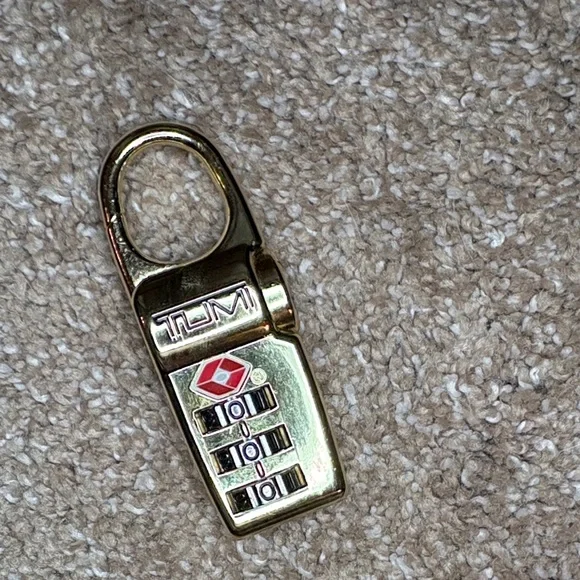 Tumi Gold Travel Lock - Picture 1 of 2